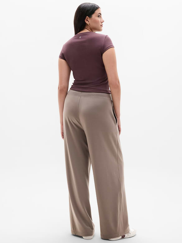 Coaster Luxe Straight Leg Pant