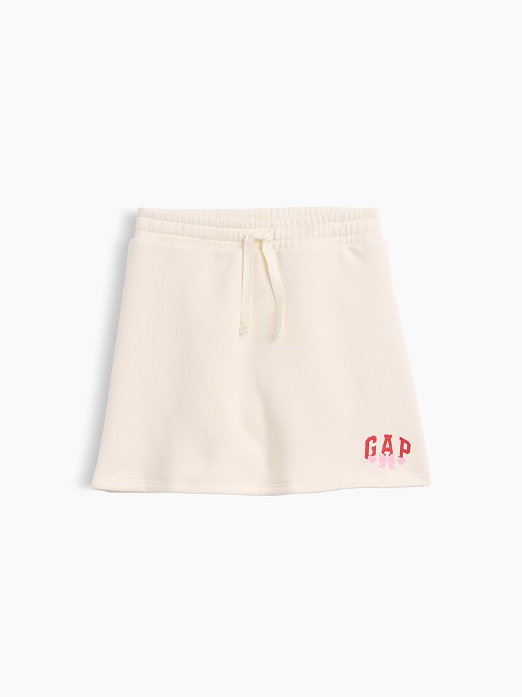 Image 1 of 3, This product is made with/contains 23% recycled polyester. Compared to virgin materials, using recycled materials helps reduce resource use and waste., Soft, comfy fleece., Drawcord ties at elasticized waist are functional for sizes 2Y-5Y., Gap logo at hem., Interior shorts., Select styles have allover print., Product #1184553