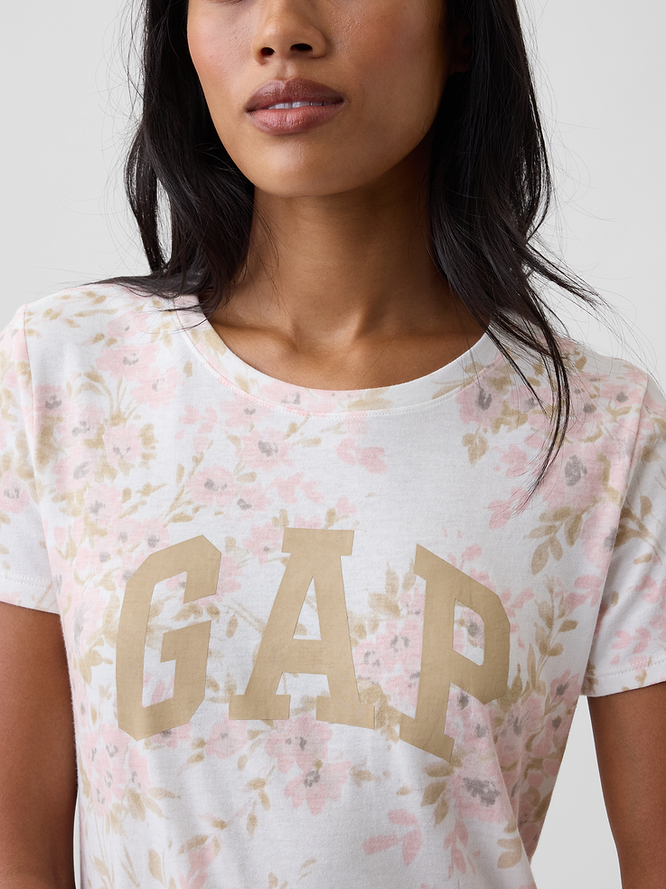 Image number 4 showing, Gap Logo T-Shirt