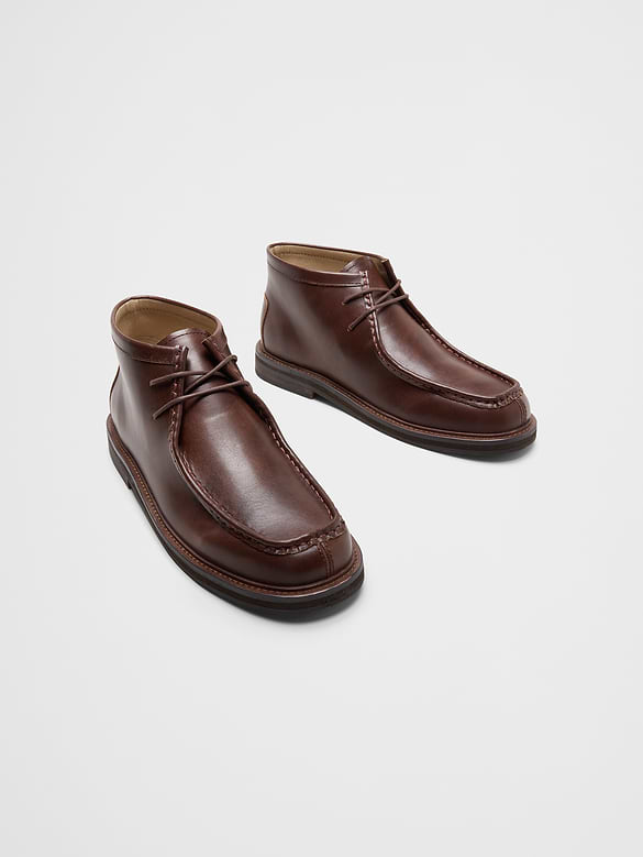 Vegan Leather Moc Toe Chukka