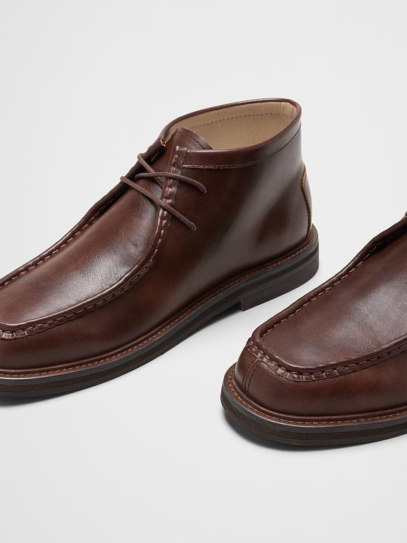 Vegan Leather Moc Toe Chukka
