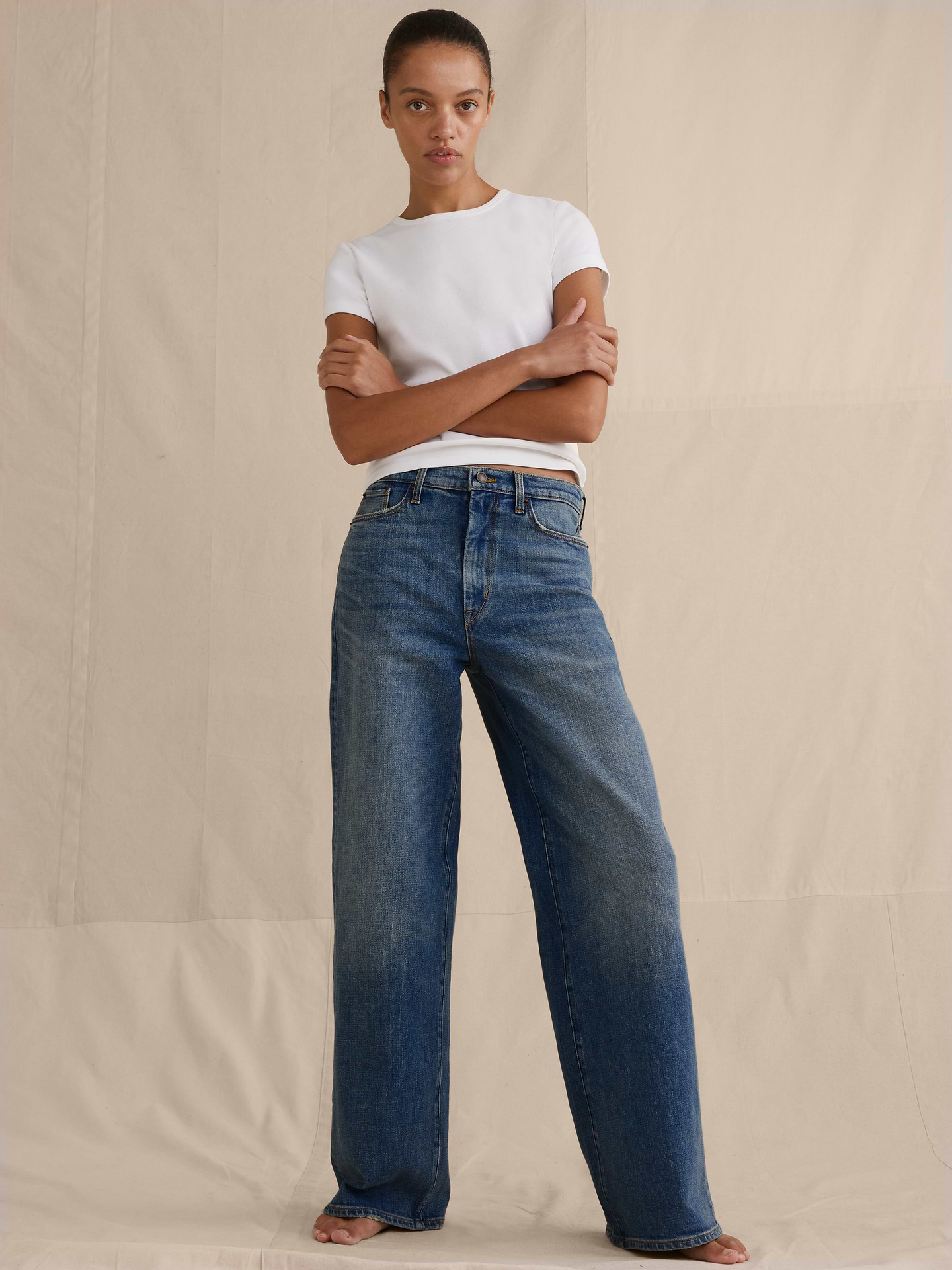 Image number 4 showing, High-Rise Relaxed Wide-Leg Jean