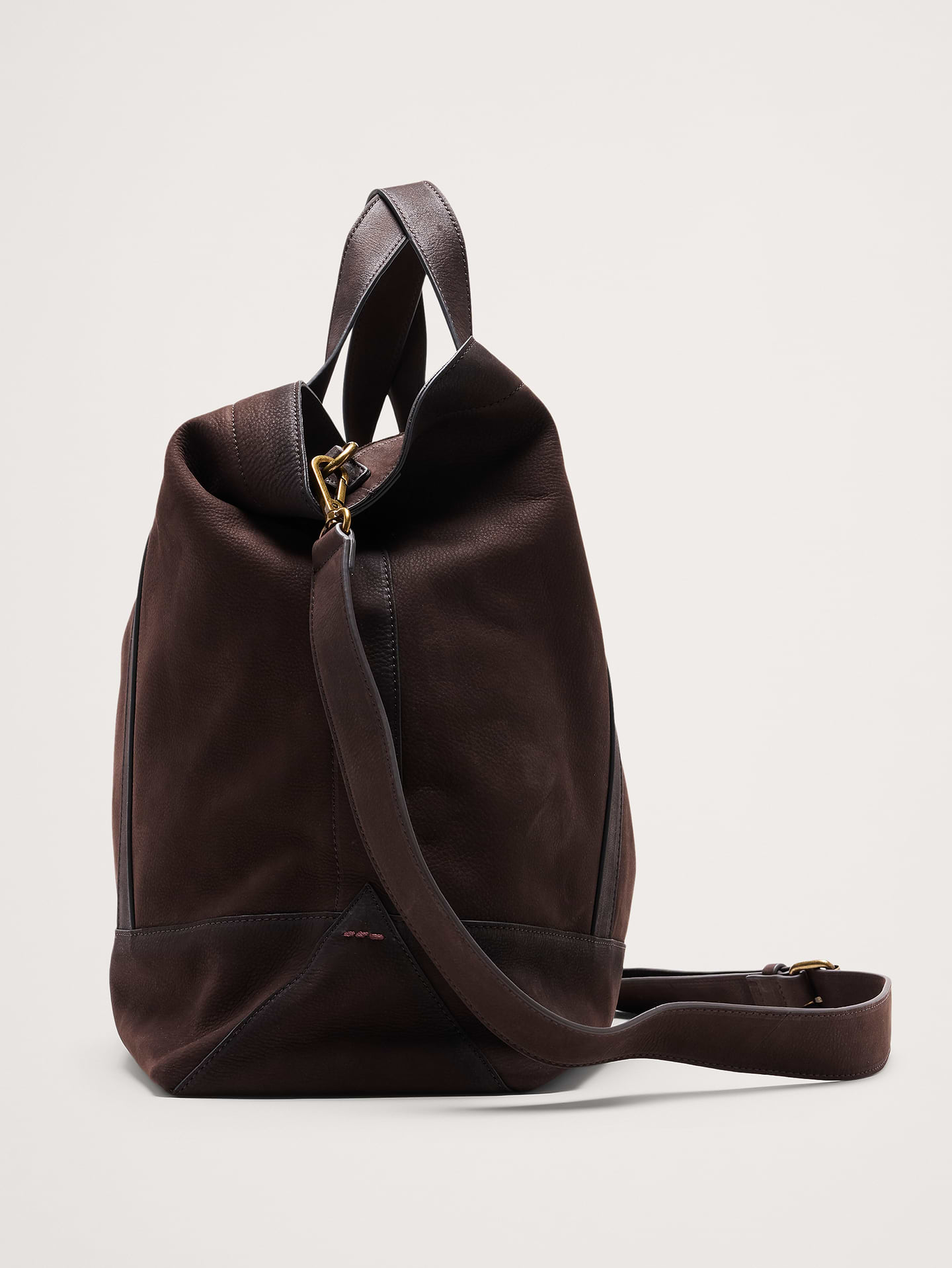 L'image numéro 3 présente Fourre-tout en cuir nubuck