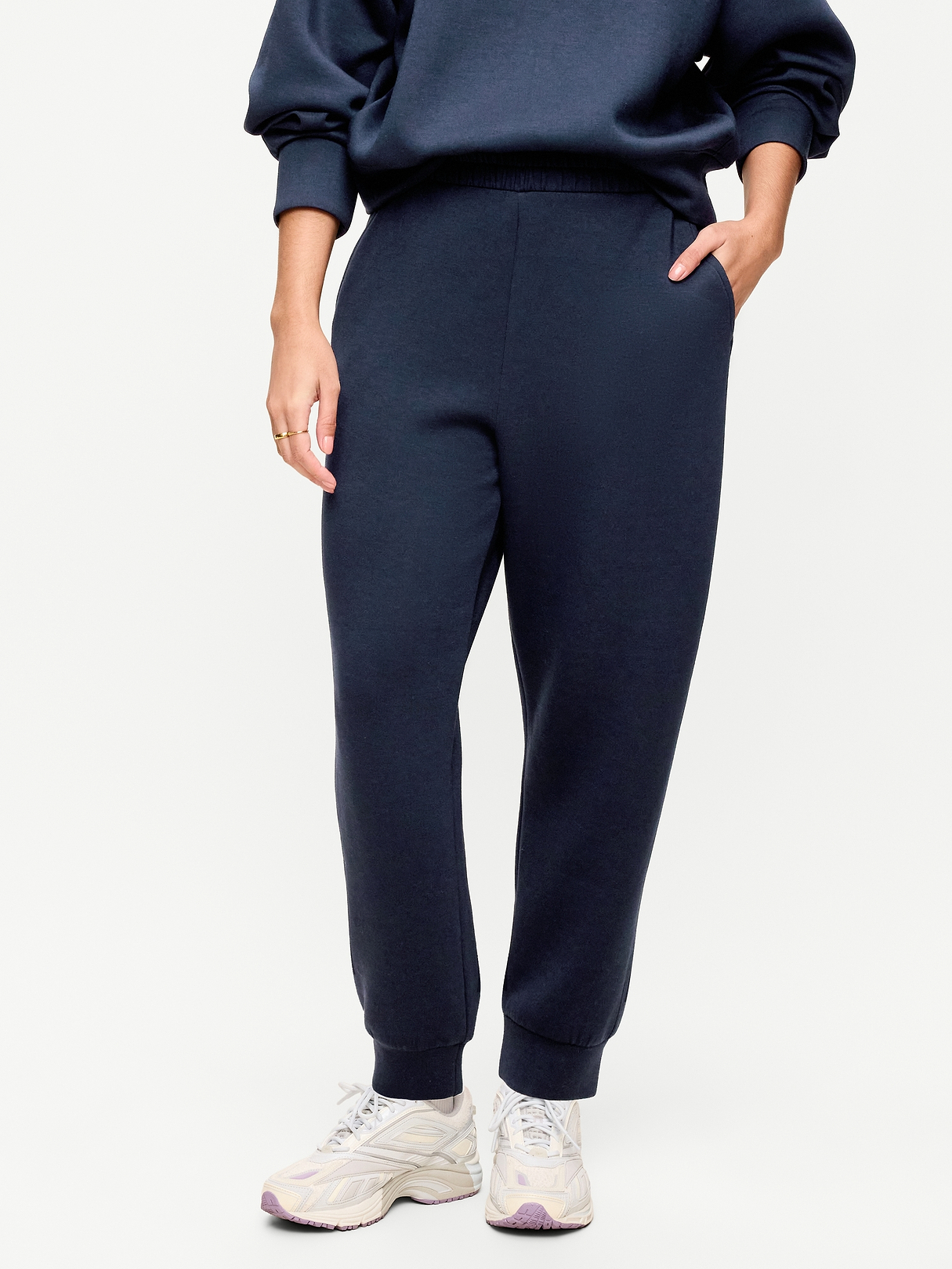 High-Waisted Bounce Fleece Jogger Sweatpants | Old Navy