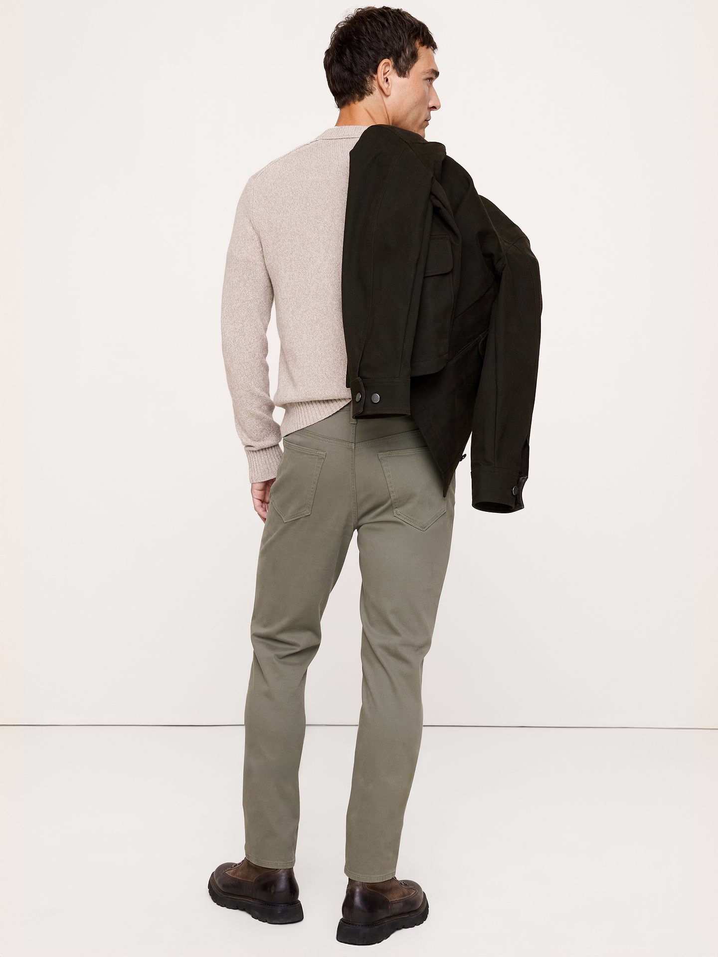 L'image numéro 2 présente Pantalon Voyageur étroit