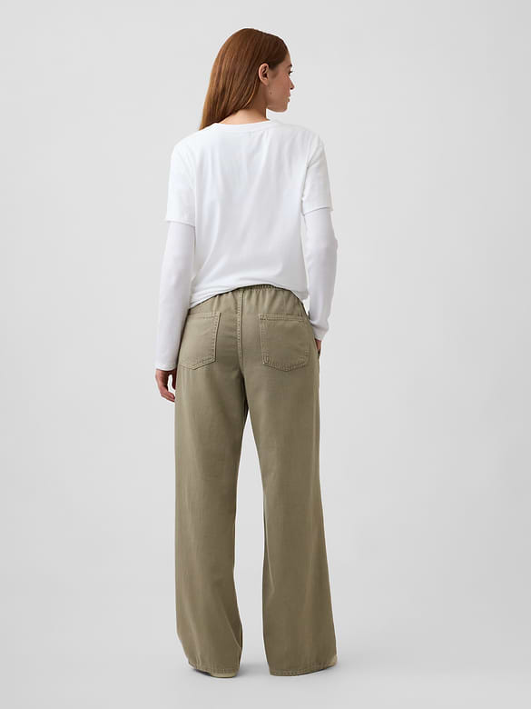 Mid Rise SuperLight Pull-On Wide-Leg Jeans