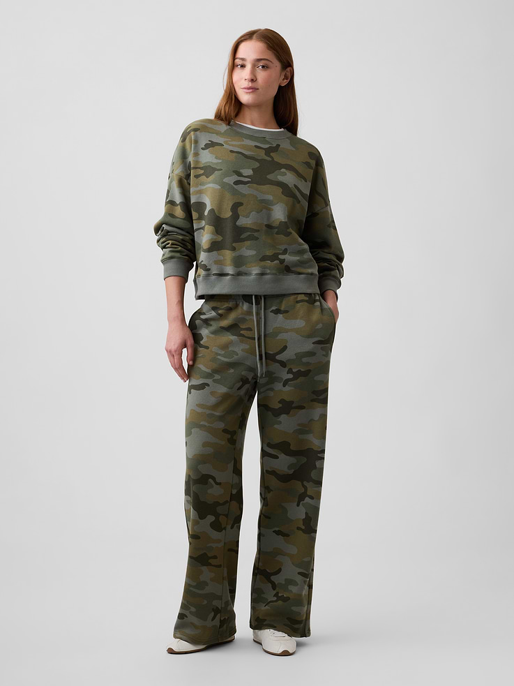 Image number 3 showing, Relaxed Wedge Crewneck Sweatshirt