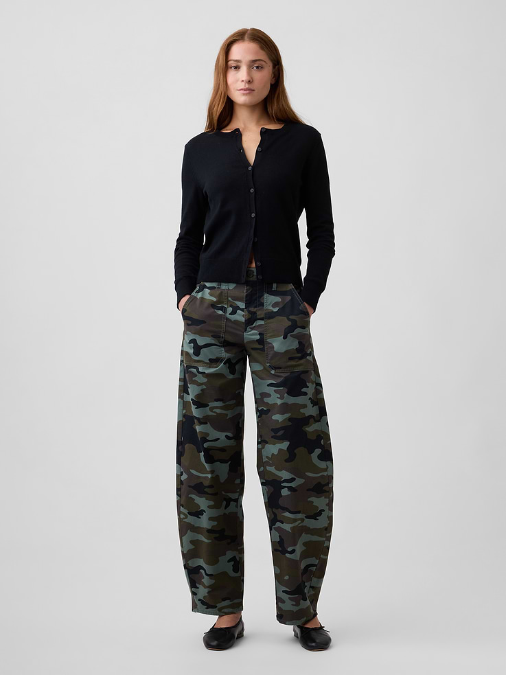 Image 1 of 7, This product is part of our water-saving Washwell program. Compared with conventional wash methods, Washwell uses at least 20% less water., Stretch twill weave., Button closure, zip fly., Front utility pockets, patch pockets at back., Select styles have allover stripes., Product #1178510