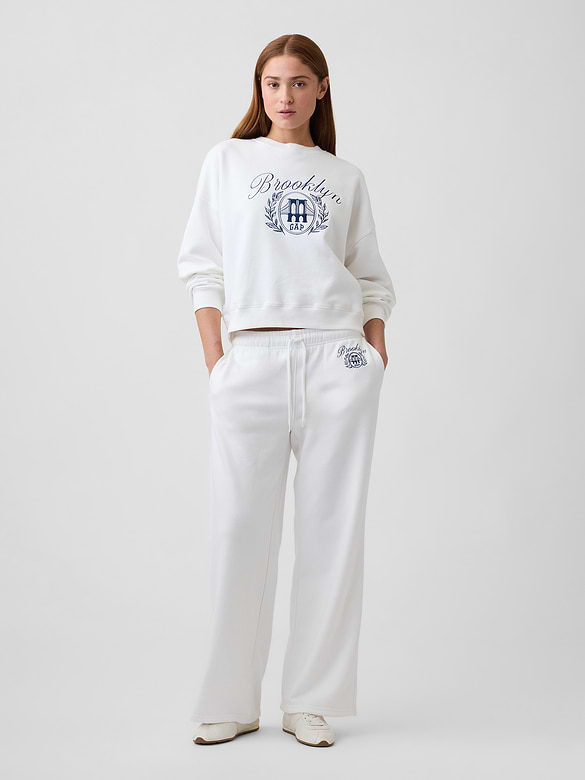 Gap Graphic Relaxed Straight-Leg Sweatpants