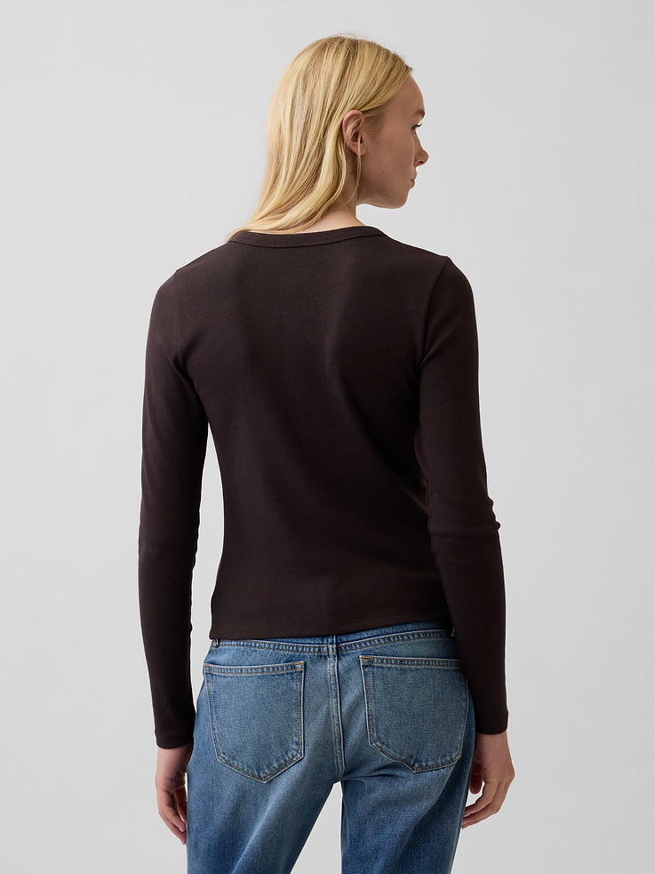 L'image numéro 3 présente Cardigan moderne ras du cou
