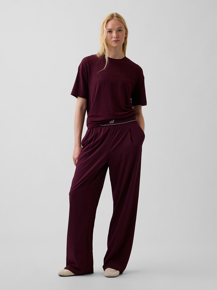 Image number 2 showing, GapFit Breathe Relaxed T-Shirt