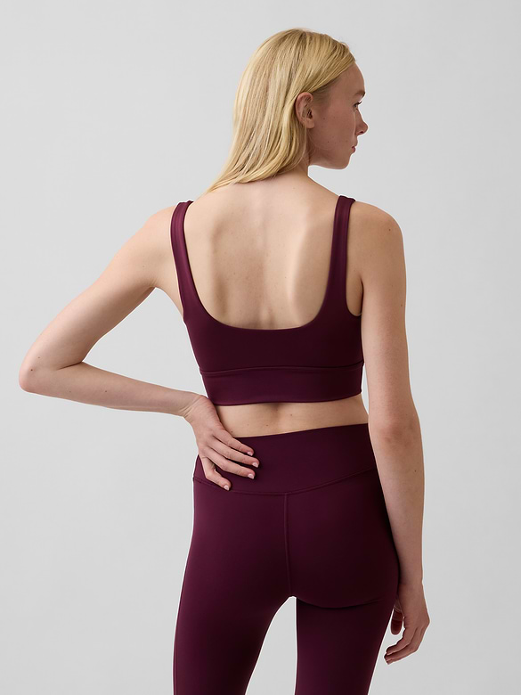 GapFit Smooth Square-Neck Sports Bra