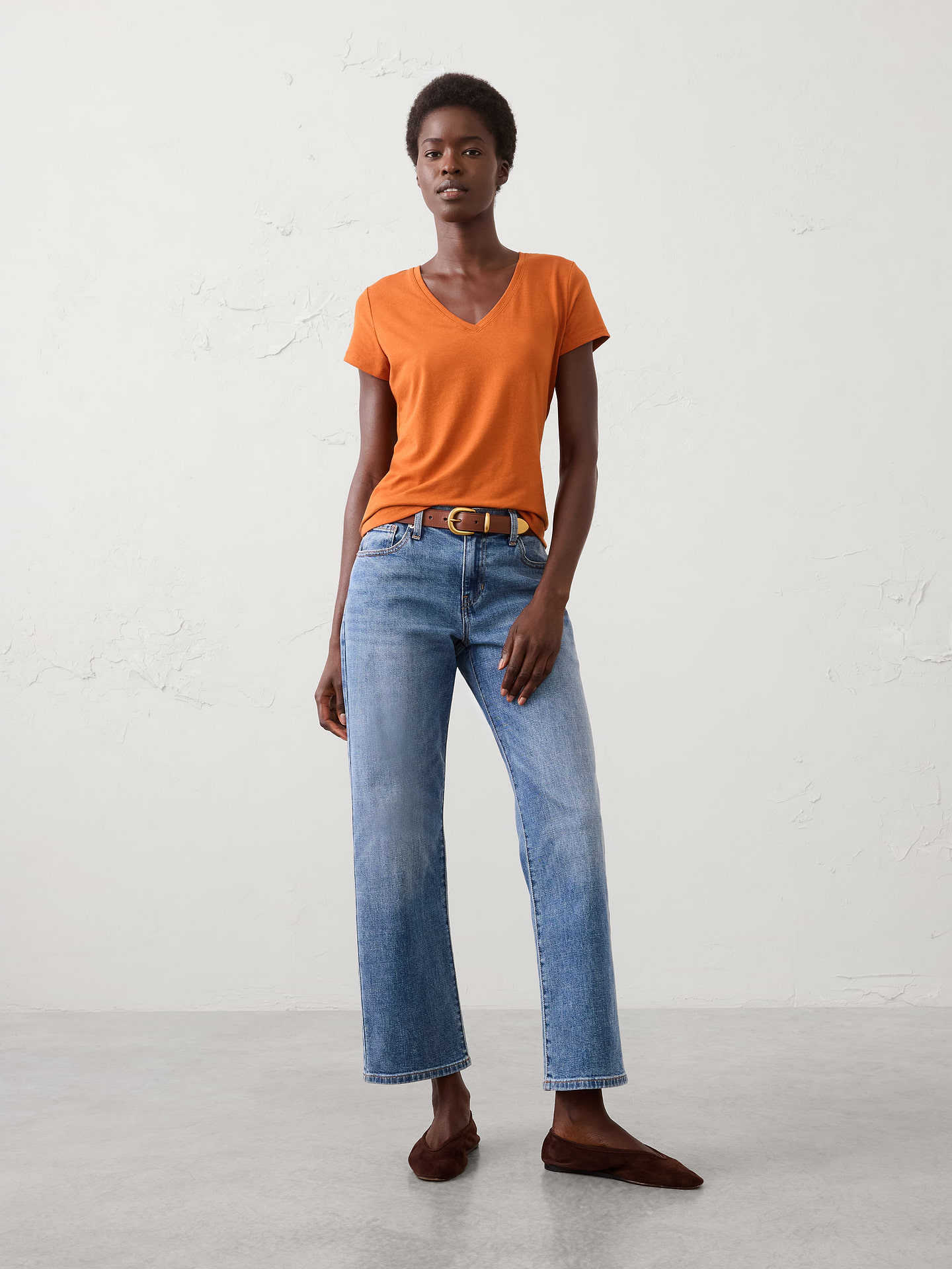 Image number 1 showing, Timeless V-Neck T-Shirt