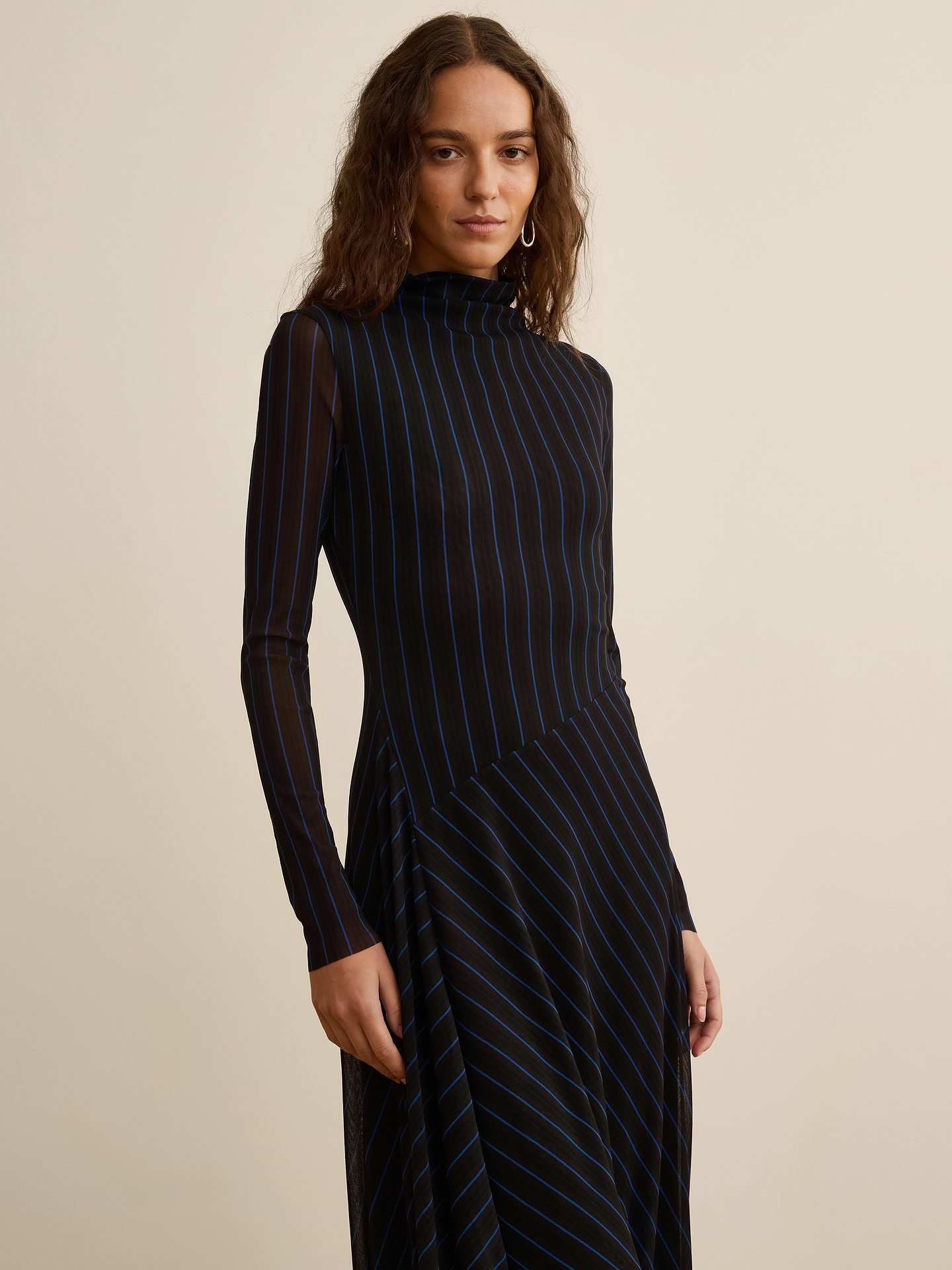 Image number 7 showing, Banana Republic x La Ligne | The Mesh Maxi Dress