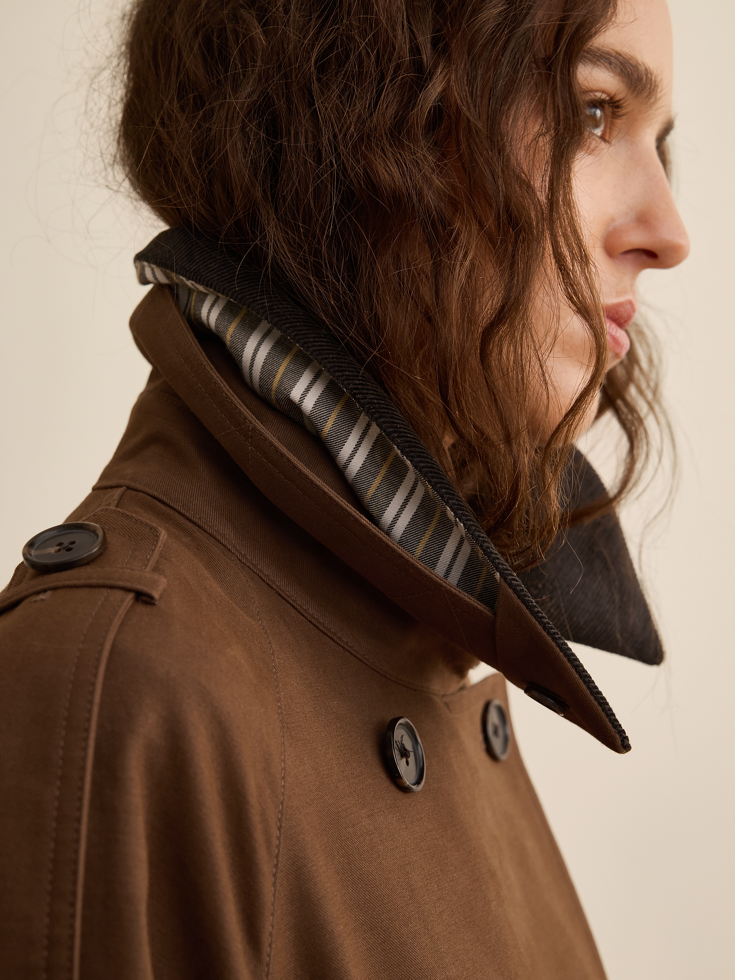 Image number 6 showing, Banana Republic x La Ligne | The Cape Trench Coat