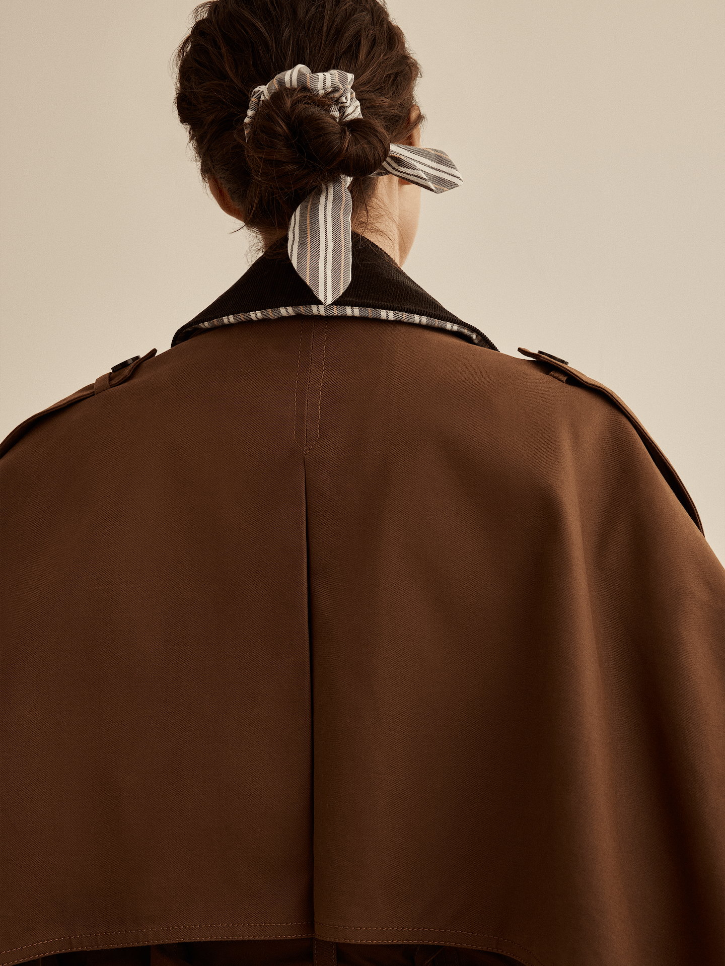 Image number 7 showing, Banana Republic x La Ligne | The Cape Trench Coat