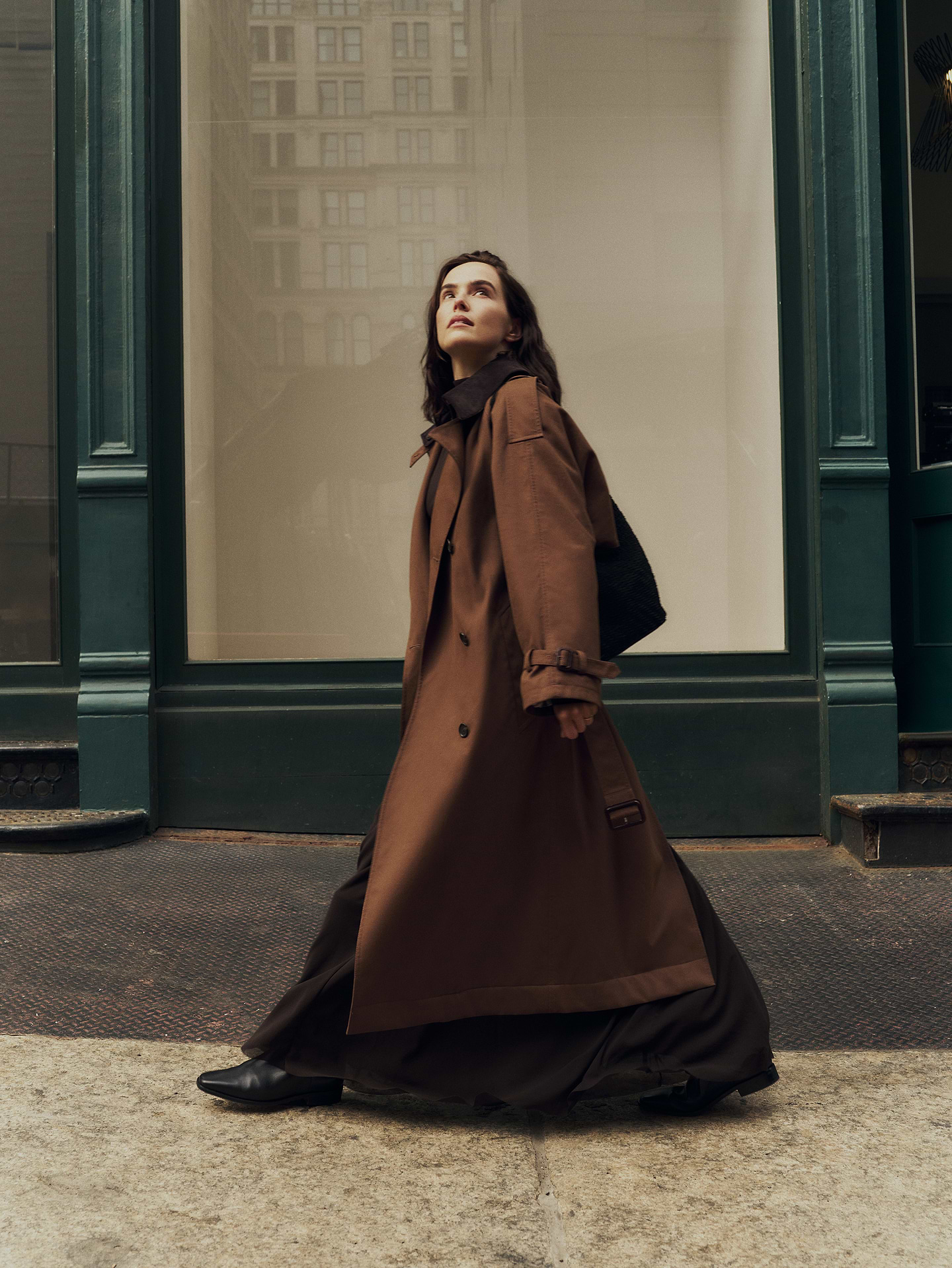 Image number 3 showing, Banana Republic x La Ligne | The Cape Trench Coat