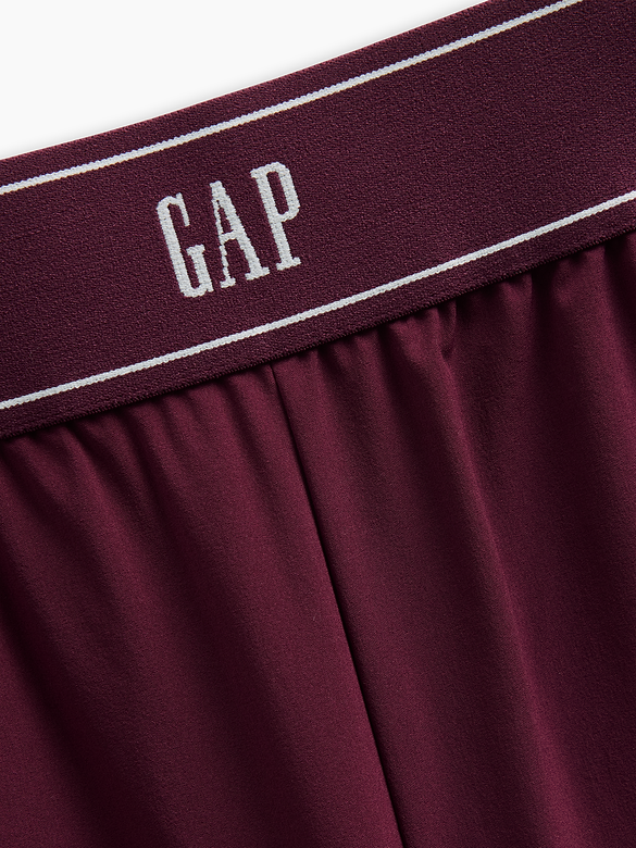GapFit Pleated Easy Logo Pants