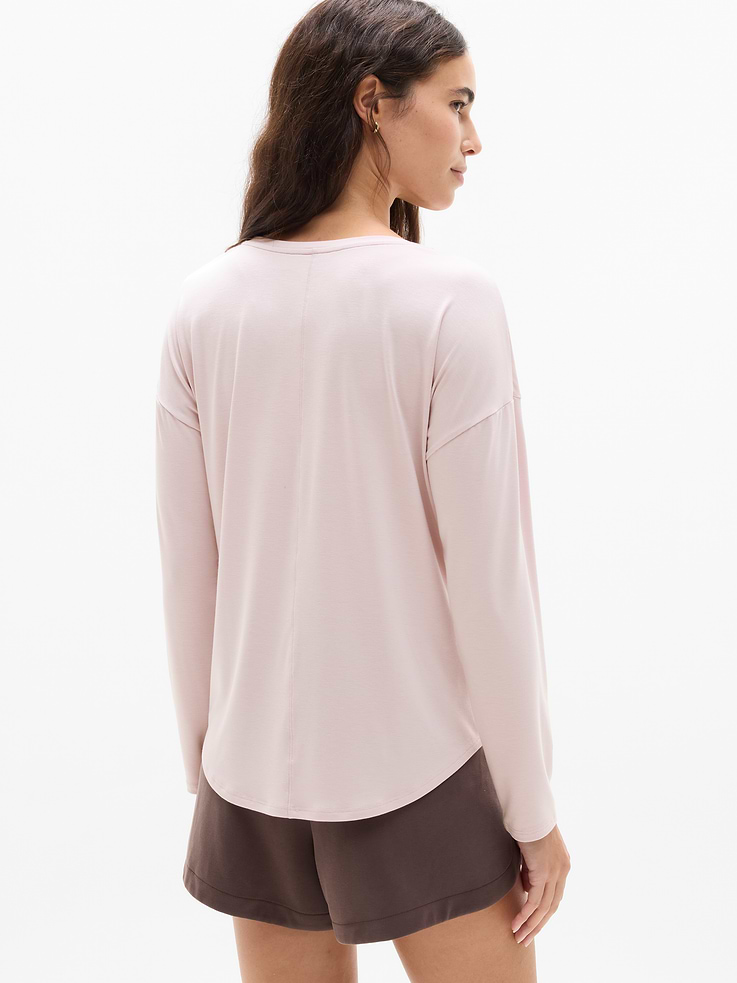 Image 3 of 5, Move With Ease Top
