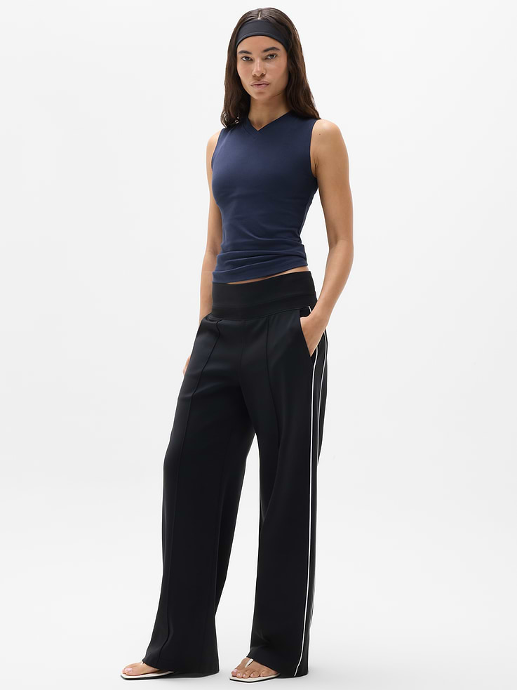 Image 2 of 6, Signature Rib V-Neck Muscle Tank