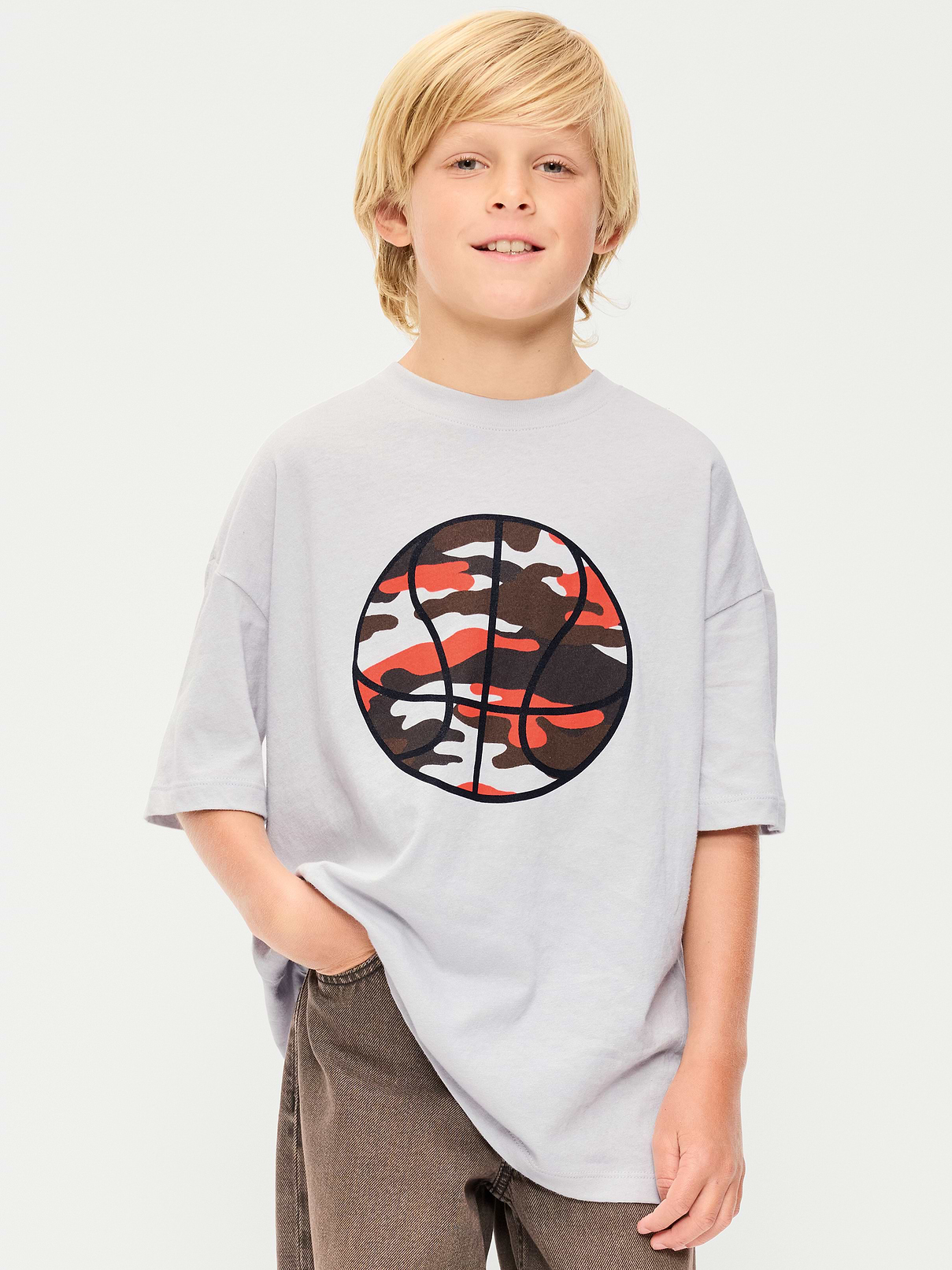 Image number 1 showing, Oversized Short-Sleeve Graphic T-Shirt for Boys