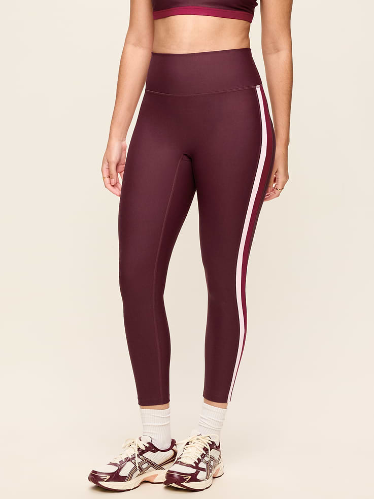 L'image numéro 6 présente Legging PowerSoft sans limites à poche à taille haute, longueur 7/8 – Sans couture sur le devant