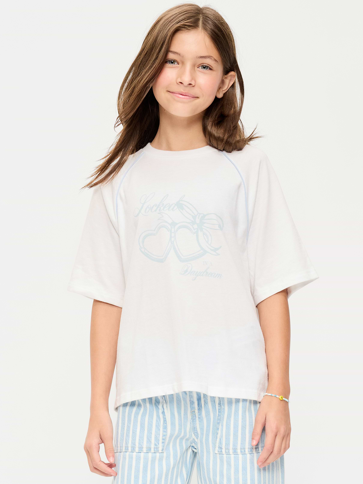 Image number 1 showing, Oversized Short-Sleeve Graphic T-Shirt for Girls