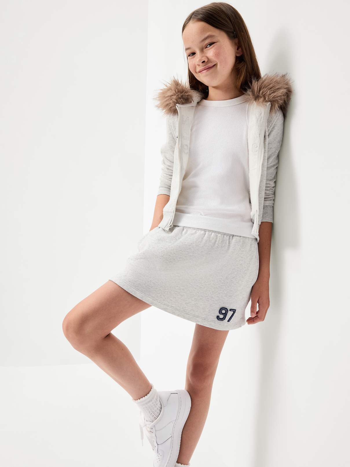 L'image numéro 3 présente Jupe-short en molleton pour fille