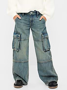 L'image numéro 1 présente Jean cargo coupe très généreuse à jambe large à taille basse pour fille