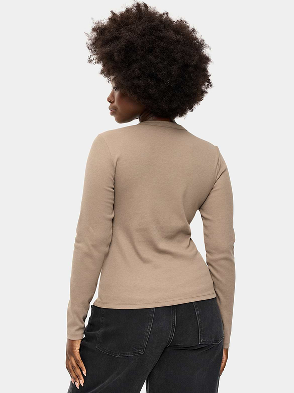 Snug Long-Sleeve Crew-Neck T-Shirt