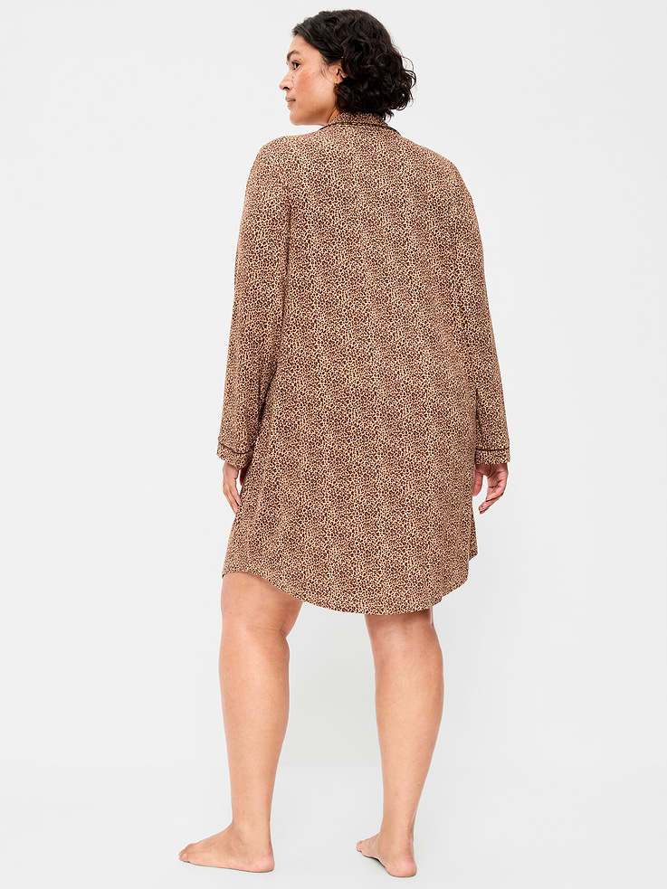 L'image numéro 7 présente Robe de nuit en tricot de jersey