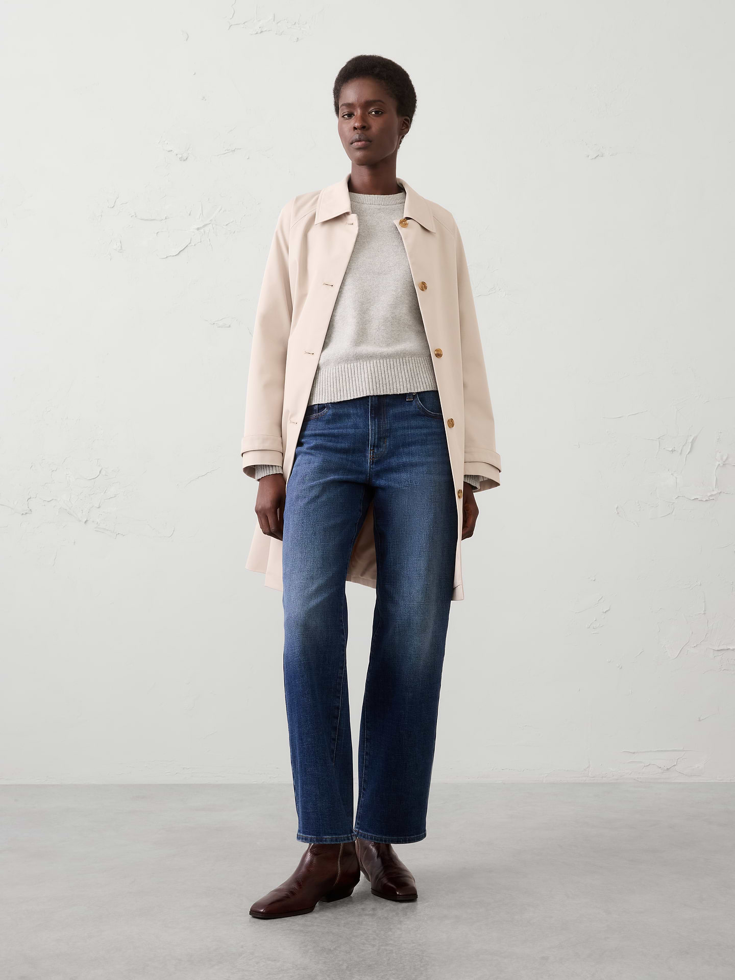 Image number 1 showing, Straight-Leg Mid-Rise Jean