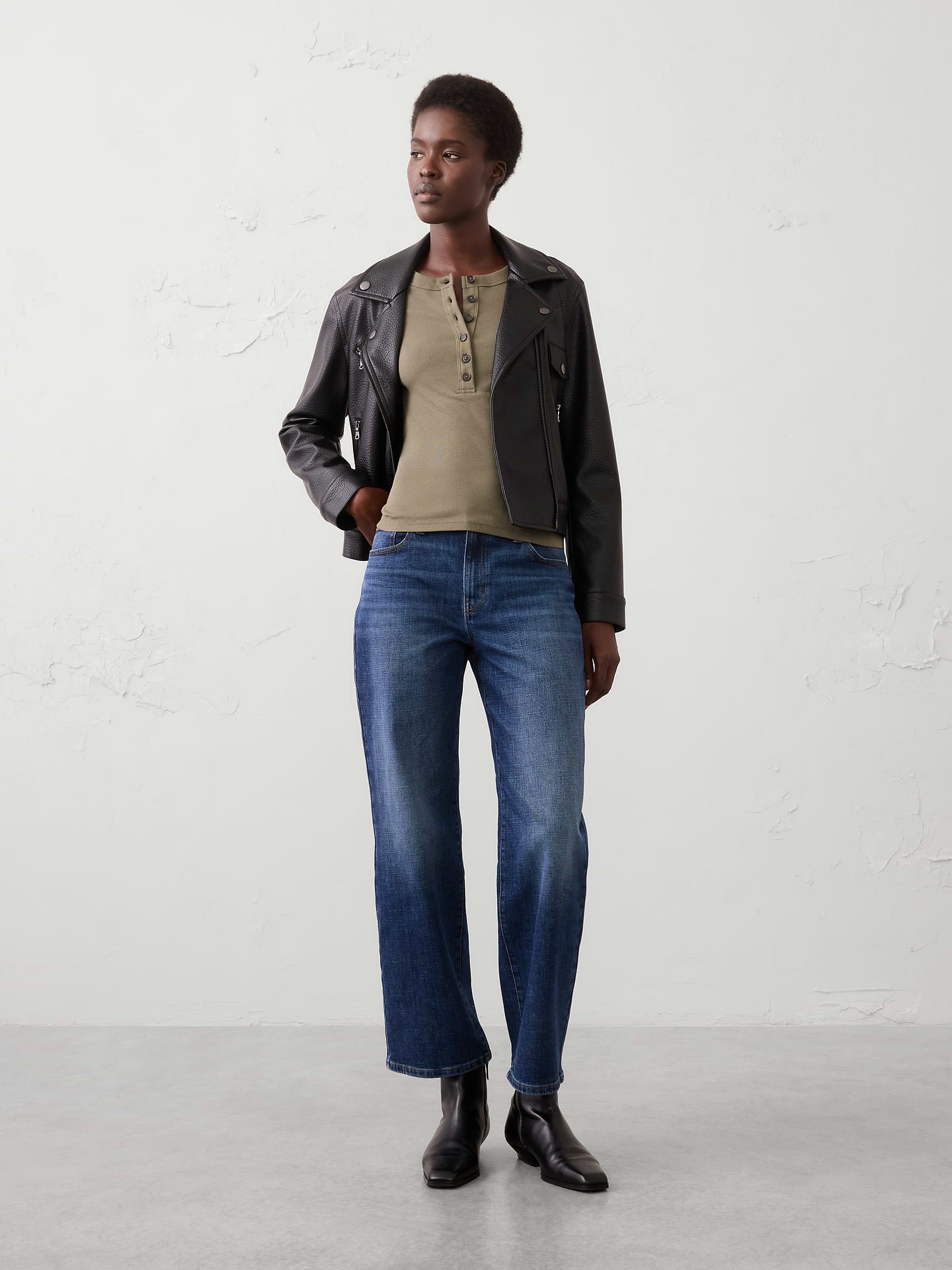Image number 1 showing, Ribbed Henley T-Shirt