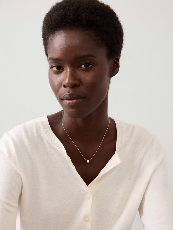 Single Layer Solid Pendant Necklace