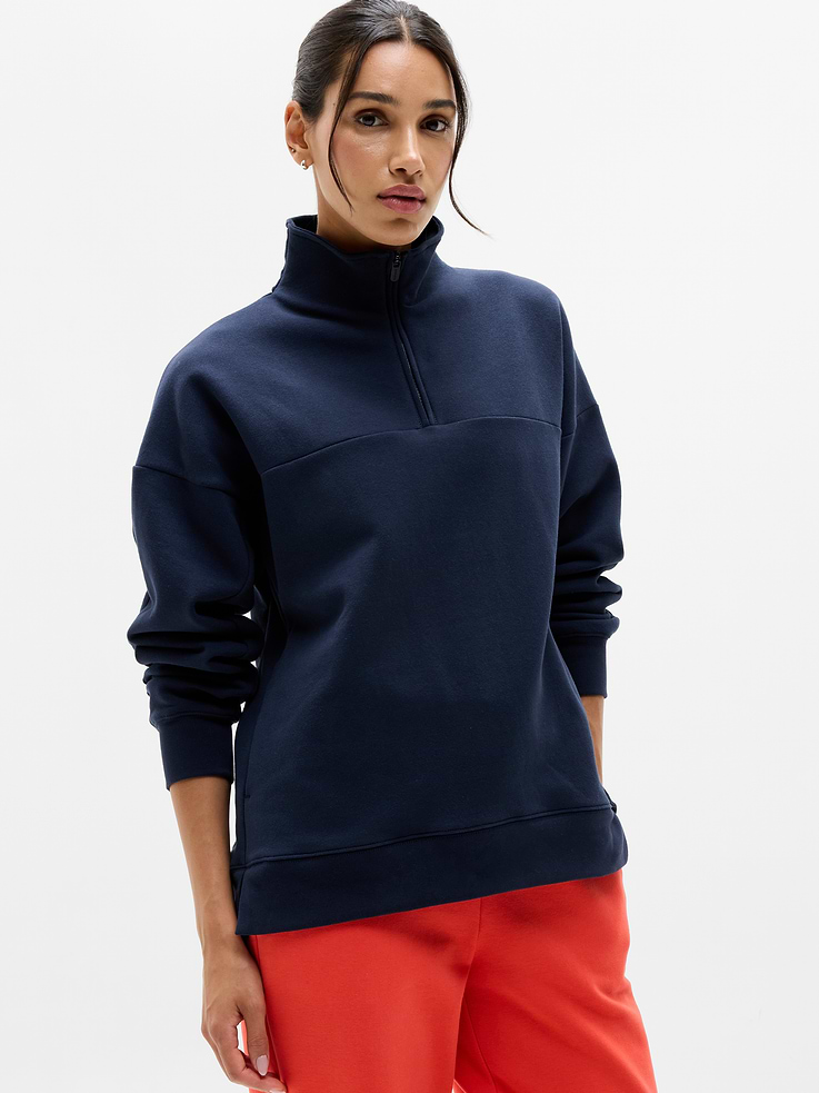 Image 1 of 4, FOR: Lounge and everyday movement, FEEL: Plush stretch fleece has a soft, brushed interior, FAVE: New and improved fit with side slits for mobility and ease, Product #1177321
