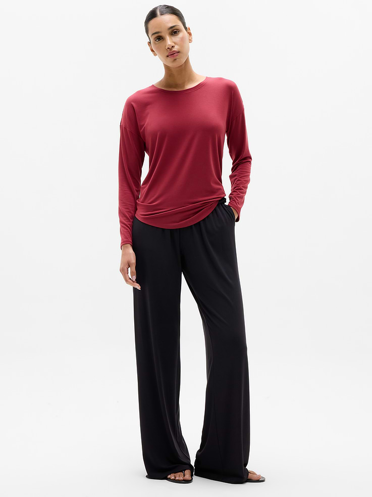 Image 2 of 5, Move With Ease Top
