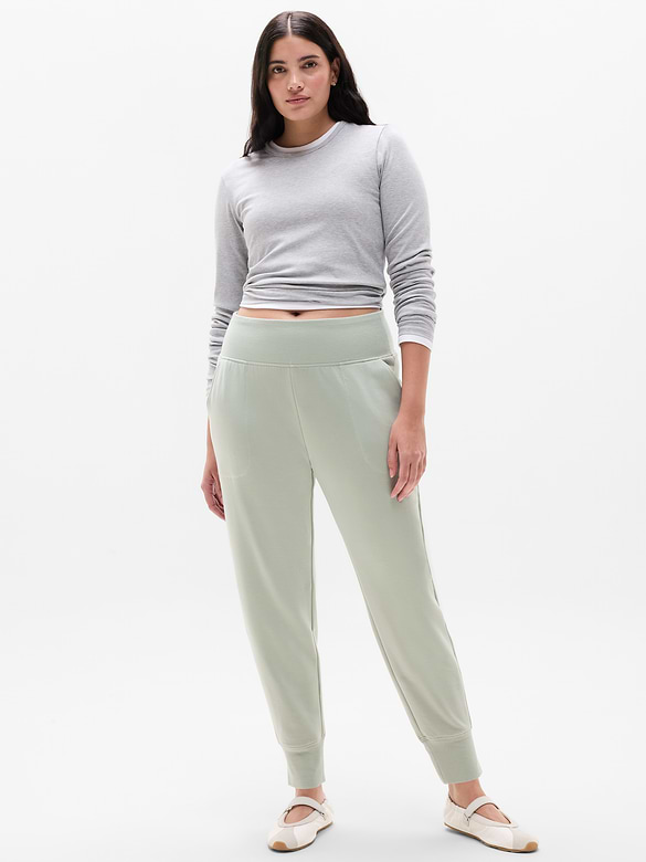 Coaster Luxe High Rise Jogger