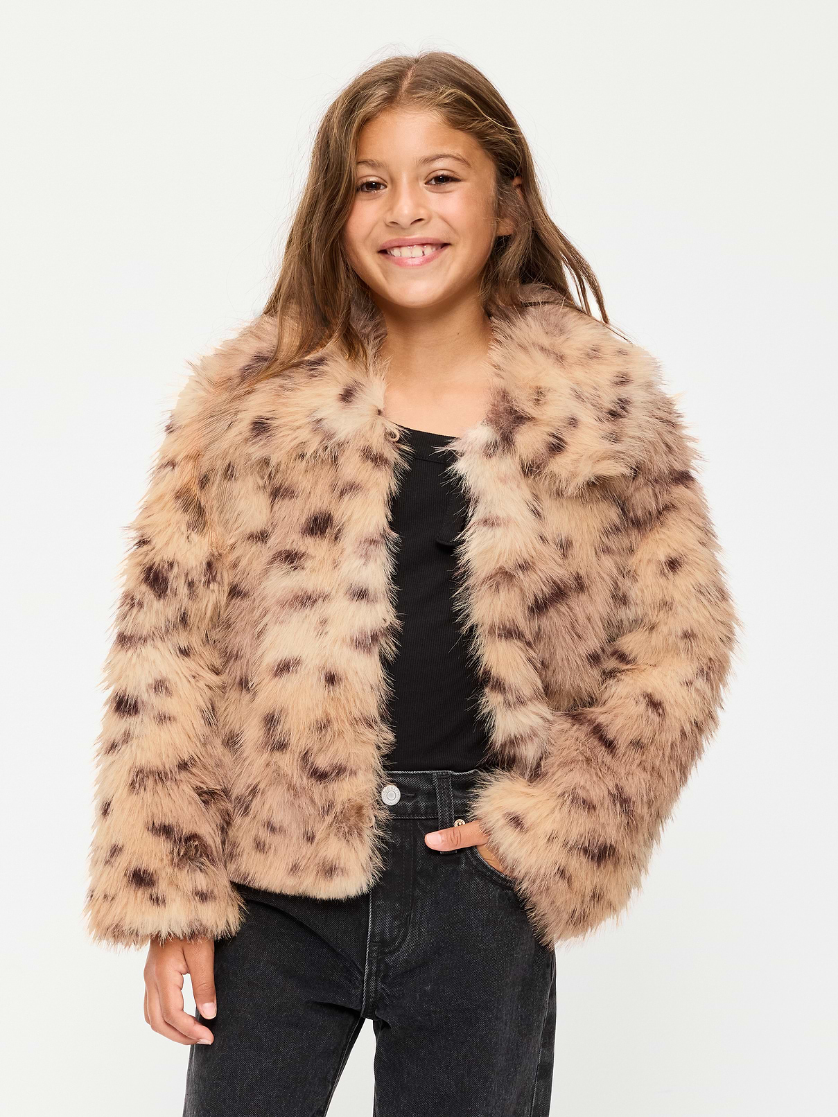 Image 1 of 2, spread collar, long sleeves, hidden three-button closure, on-seam pockets, Product #1182711