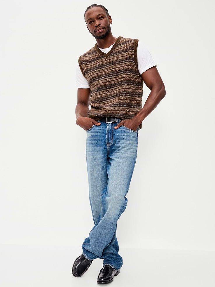 Image 1 of 4, v neck, sleeveless, Product #907652