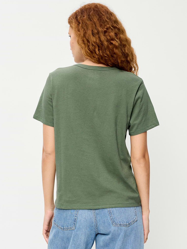 Image 2 of 9, EveryWear Logo Graphic T-Shirt