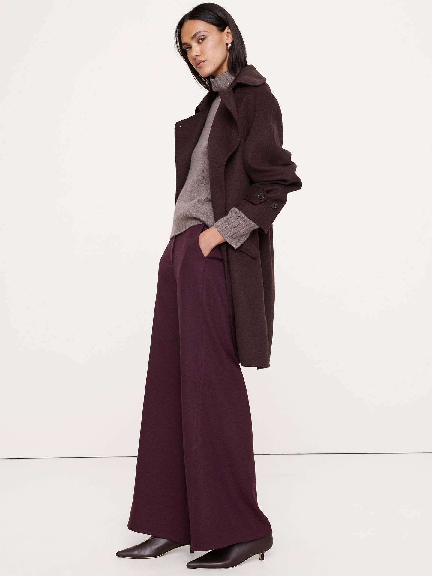 Image 4 of 8, High-Rise Flare Italian Flannel Pant