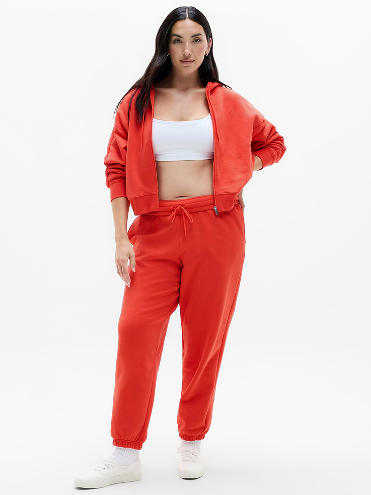 Image 1 of 6, FOR: Lounge and everyday movement, FEEL: Plush stretch fleece has a soft, brushed interior, FAVE: New and improved three-track waistband for extra support, Easy-access pockets to stash your essentials, Product #1174475