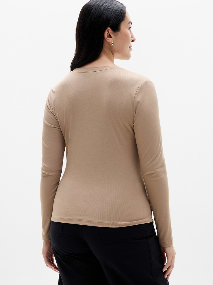 Image 3 of 6, Signature Rib V-Neck Top