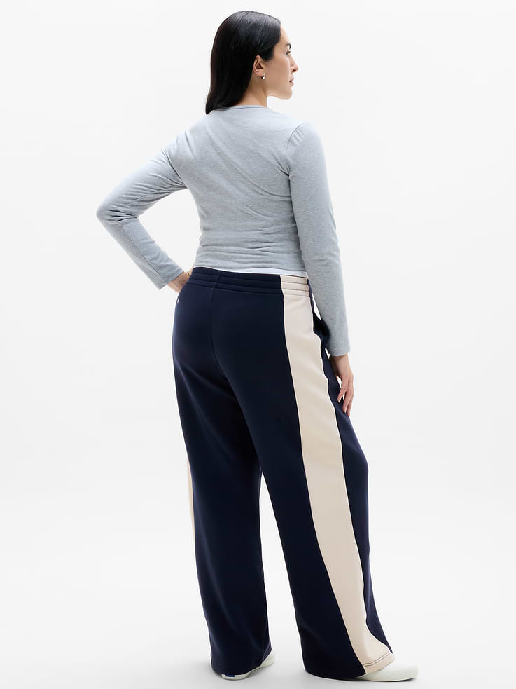 Image 5 of 6, Forever Fleece Colorblock Wide Leg