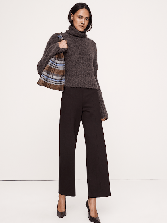 Fitted Everywhere Ponte Ankle Pant
