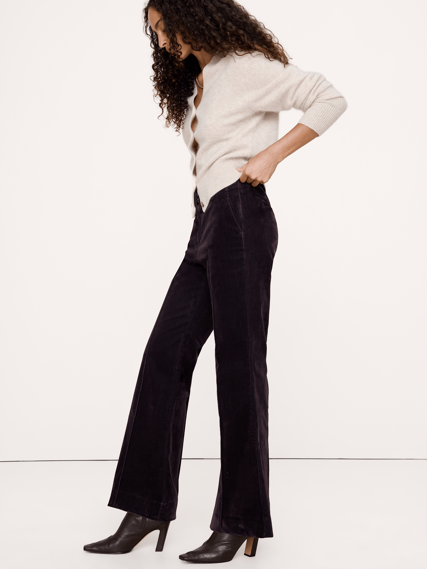 Image 4 of 8, High-Rise Super Flare Flocked Pant