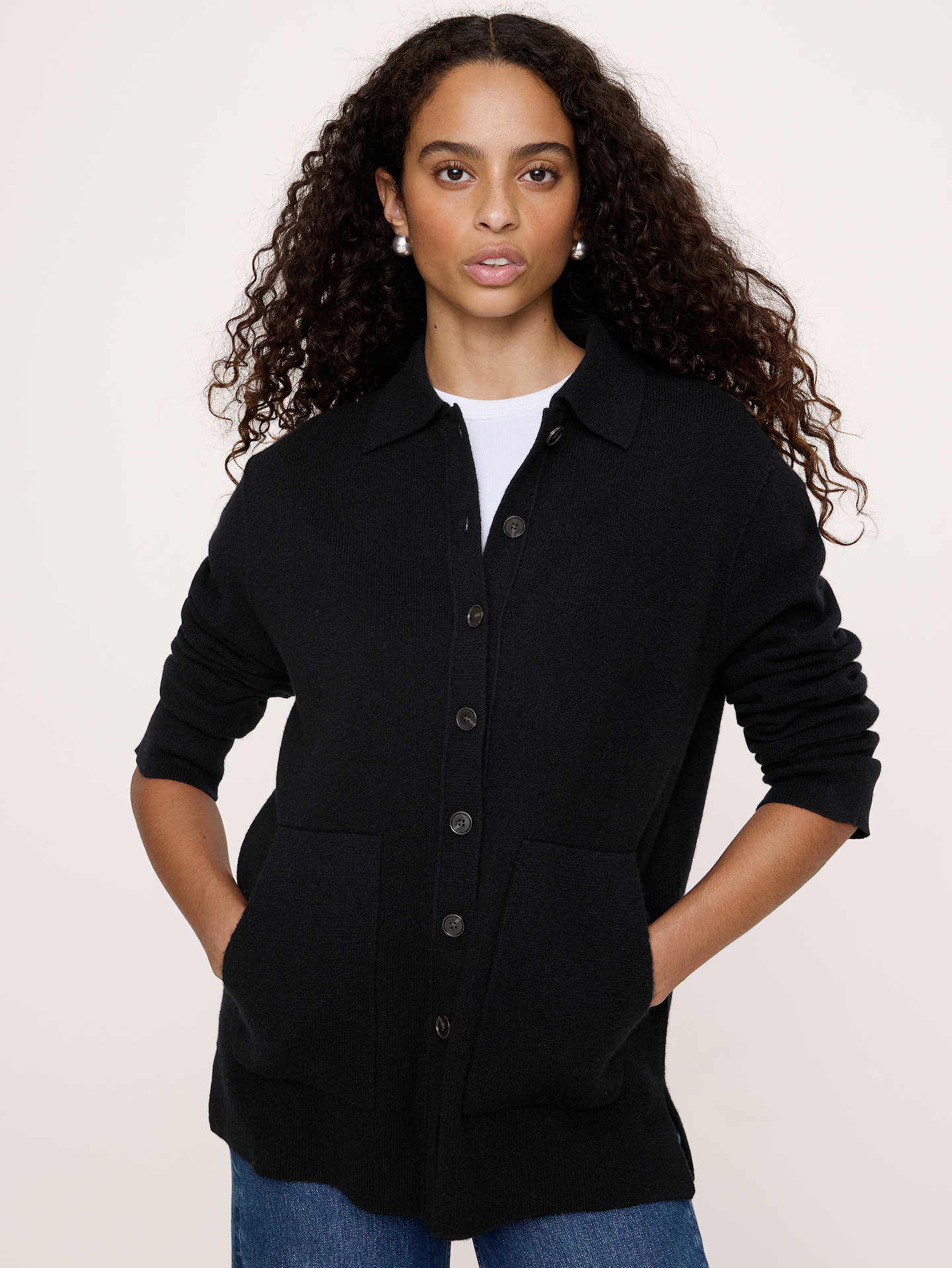 L'image numéro 1 présente Veste-chemise en cachemire