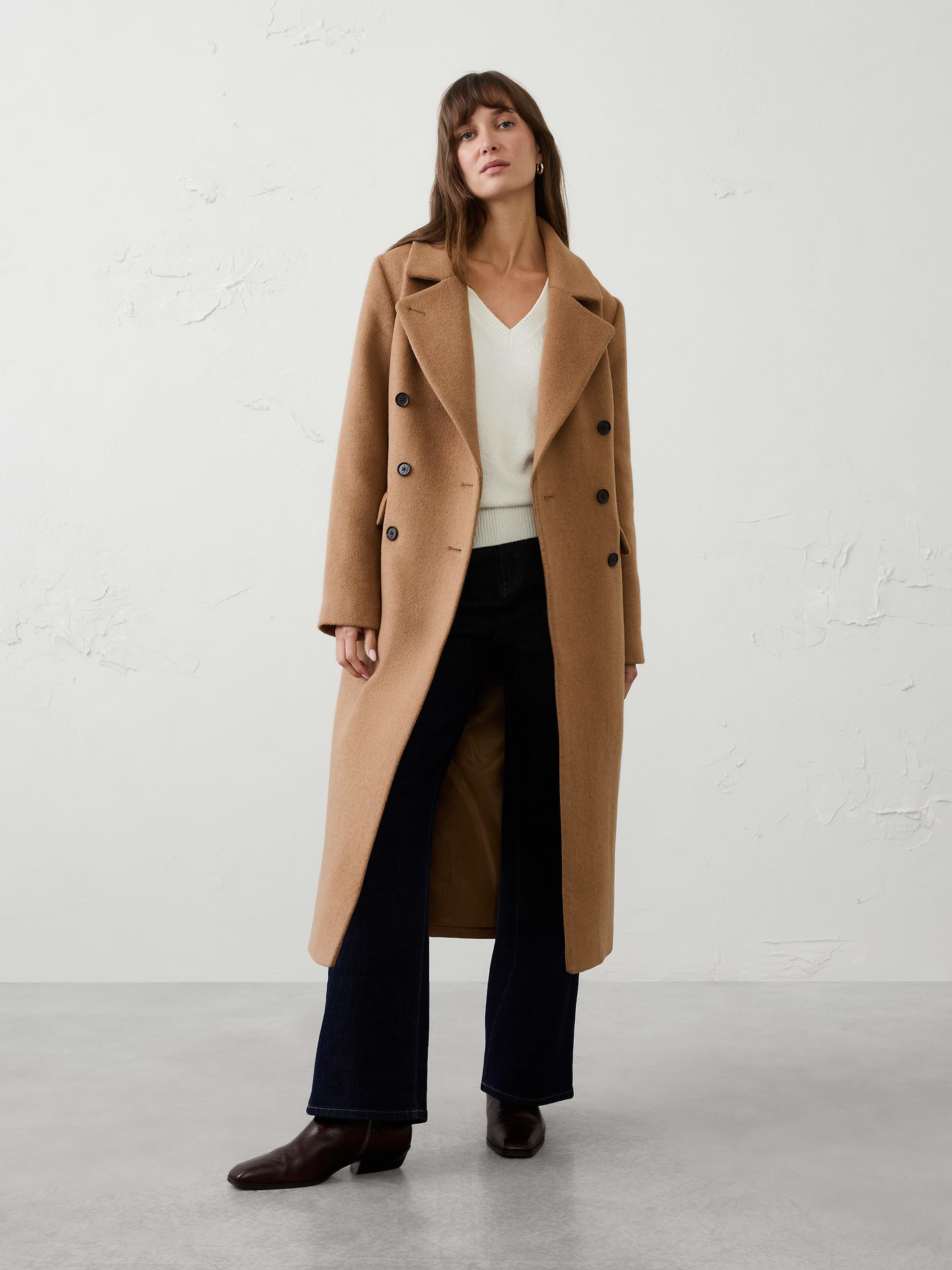 Image 1 of 7, Notched lapel collar. Long sleeves., Double‑breasted front closure., Front flap pockets., Center back vent., Straight silhouette., Fully lined., Made exclusively for Banana Republic Factory., Product #1176818