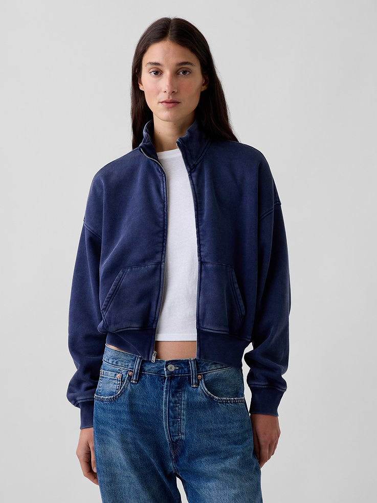 Image 1 of 5, Soft cotton-blend fleece, full-zip jacket. In an oversized fit and slightly cropped length., Mockneck, zipper front., Long sleeves with drop shoulders., Kanga pockets., Banded rib cuffs and hem., Made with 23% recycled polyester. Compared to virgin materials, using recycled materials helps reduce resource use and waste., Product #1183604