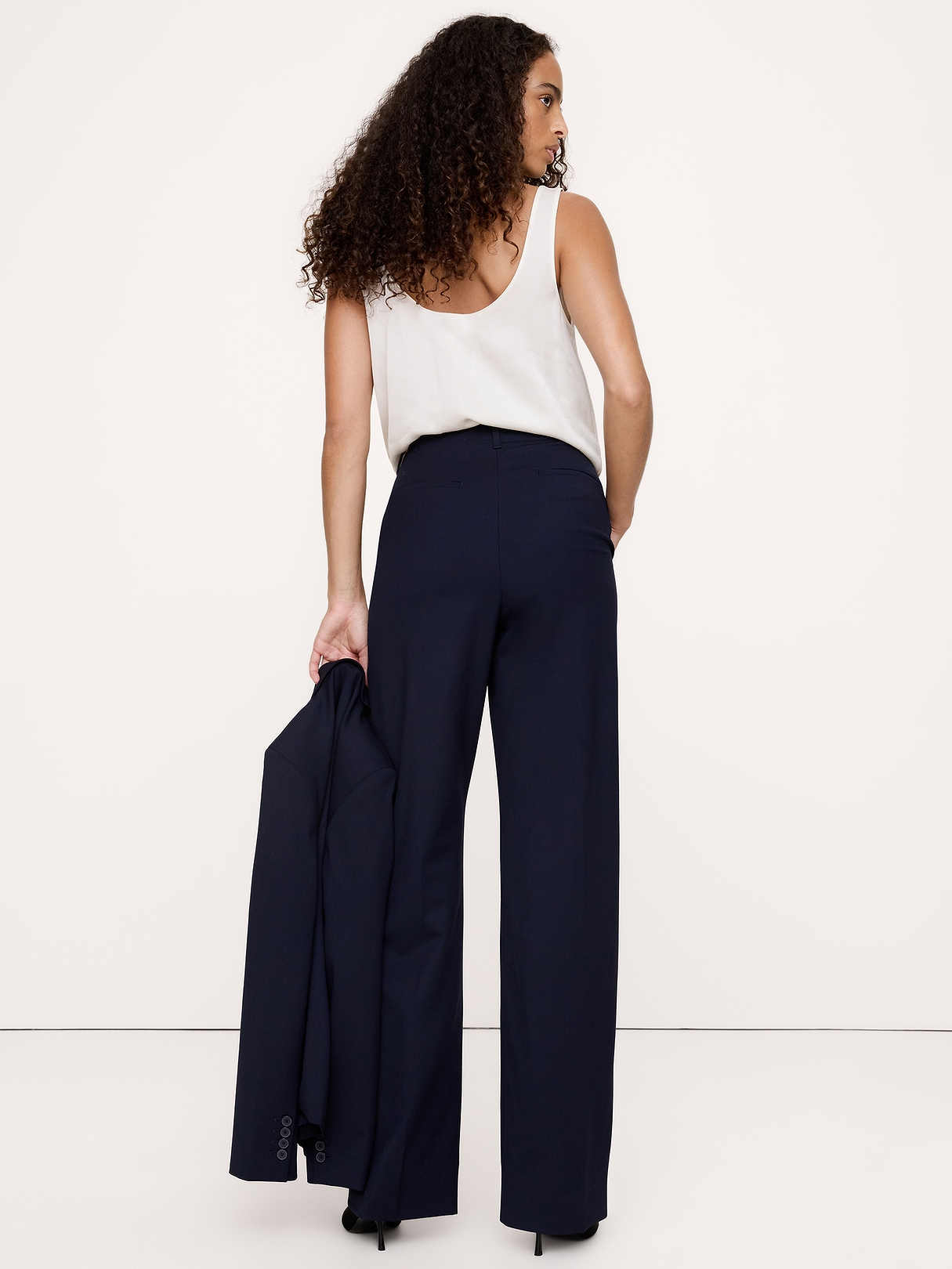 Ultra High-Rise Modern Straight Italian Lightweight Wool Pant